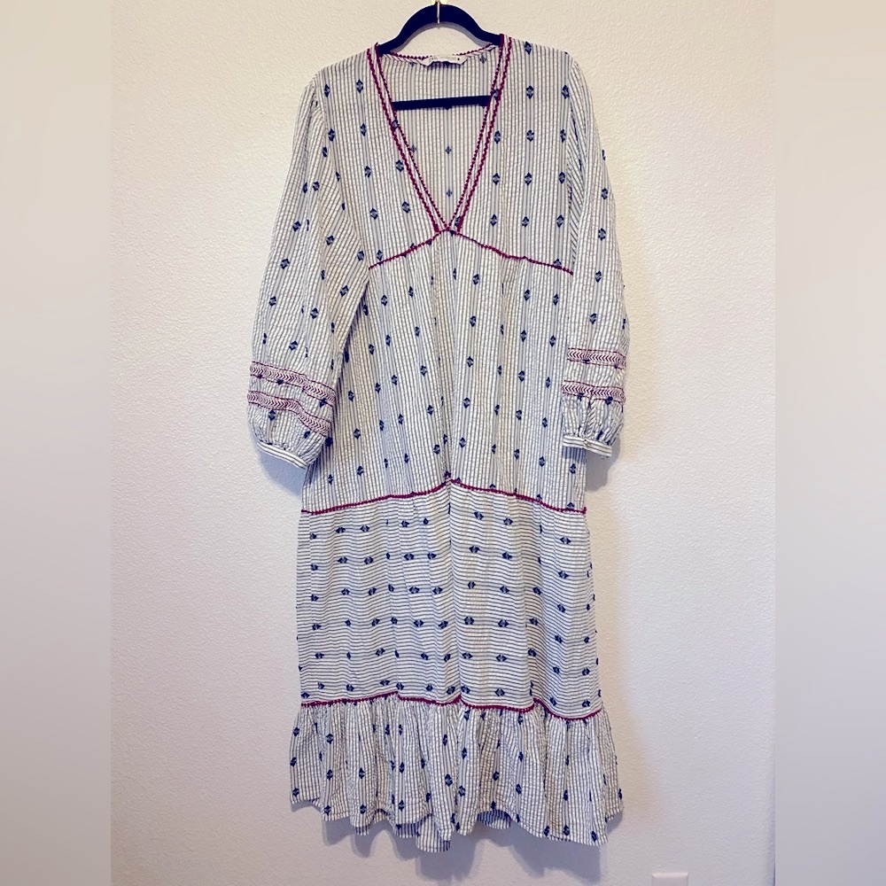 Blue & white seersucker dress, red trim. V neck Nap dress with tiered skirt